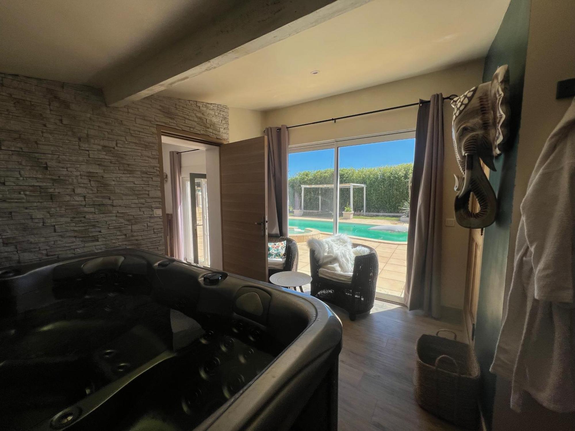 Lecrin Chambre D'Hote Spa Bellegarde  ภายนอก รูปภาพ