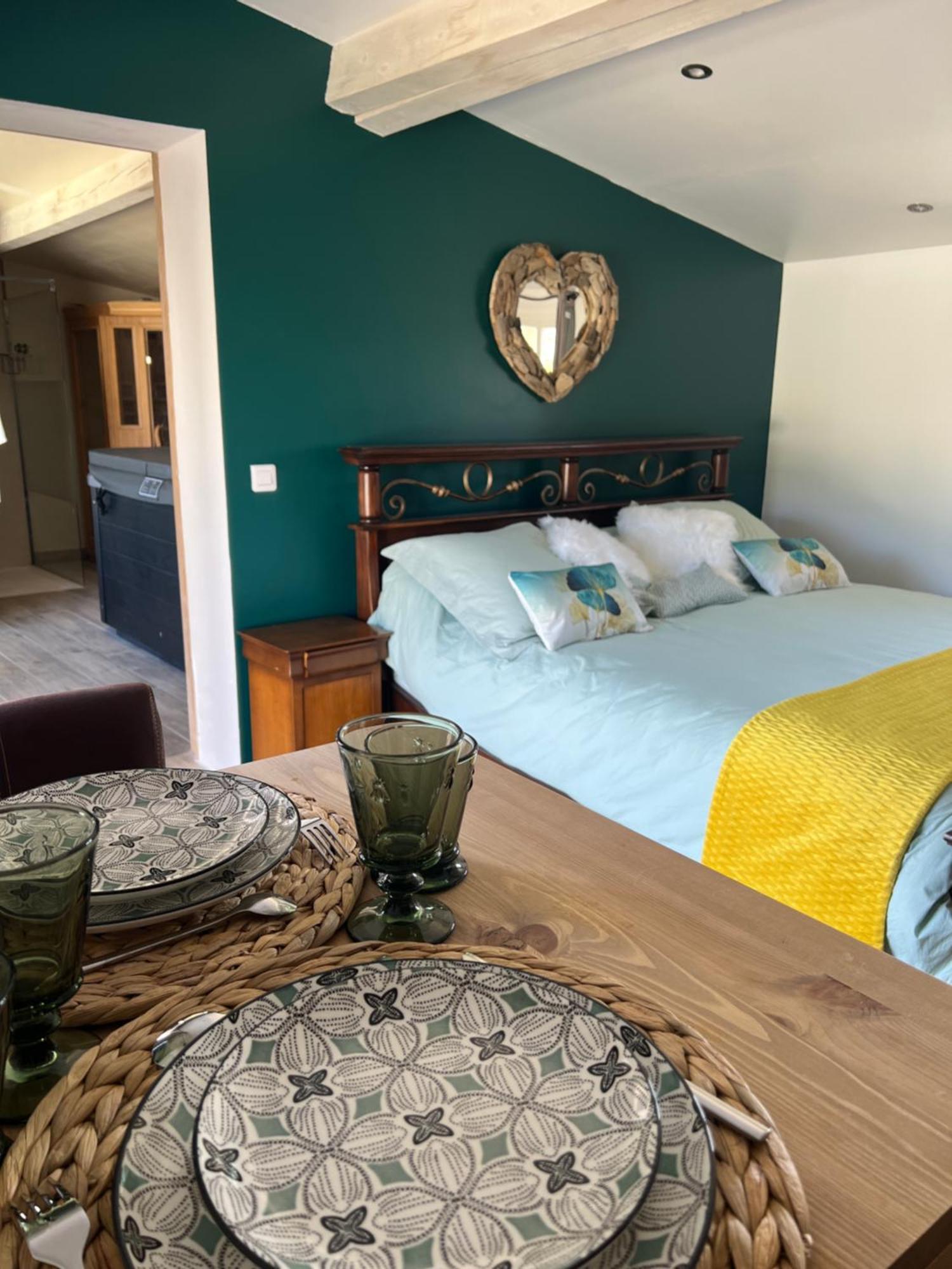 Lecrin Chambre D'Hote Spa Bellegarde  ภายนอก รูปภาพ